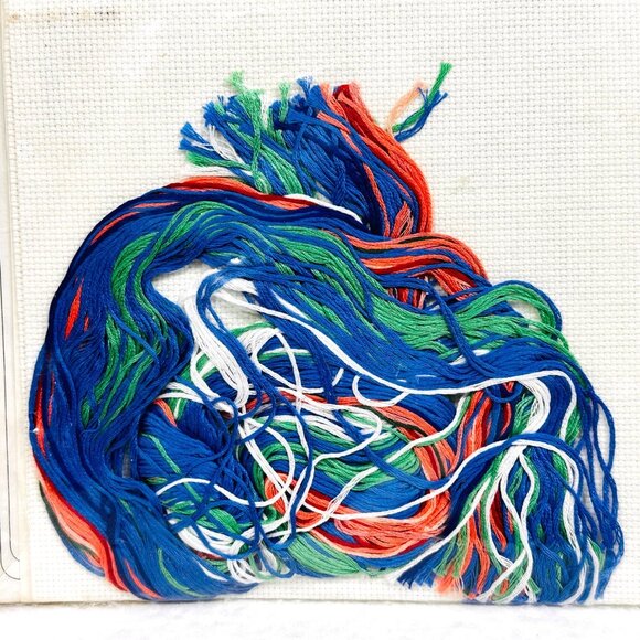 Vintage Dimensions Cross Stitch Kit Country Lamb & Bunny (1986) - New/Sealed - Picture 7 of 7